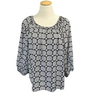 NWT Grace The Perfect Fit Black & White Geometric Print Top Size Large